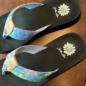 Like new Yellow Box!